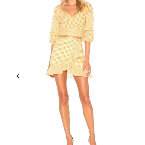 NWT LOVERS + FRIENDS CROPPED BOW BLOUSE - Picture 4 of 4